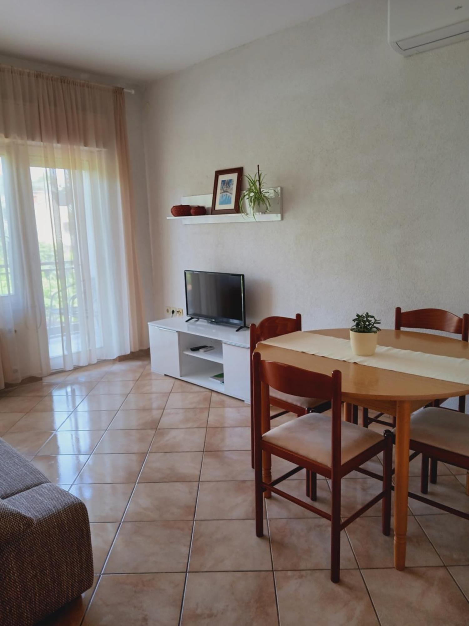 Apartment Jadranka Ivana *